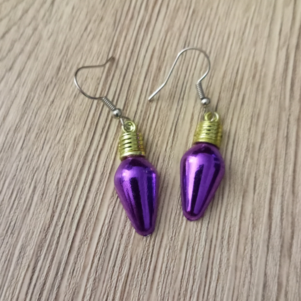 Holiday Christmas lightbulb festive earrings hand crafted metallic new handmade